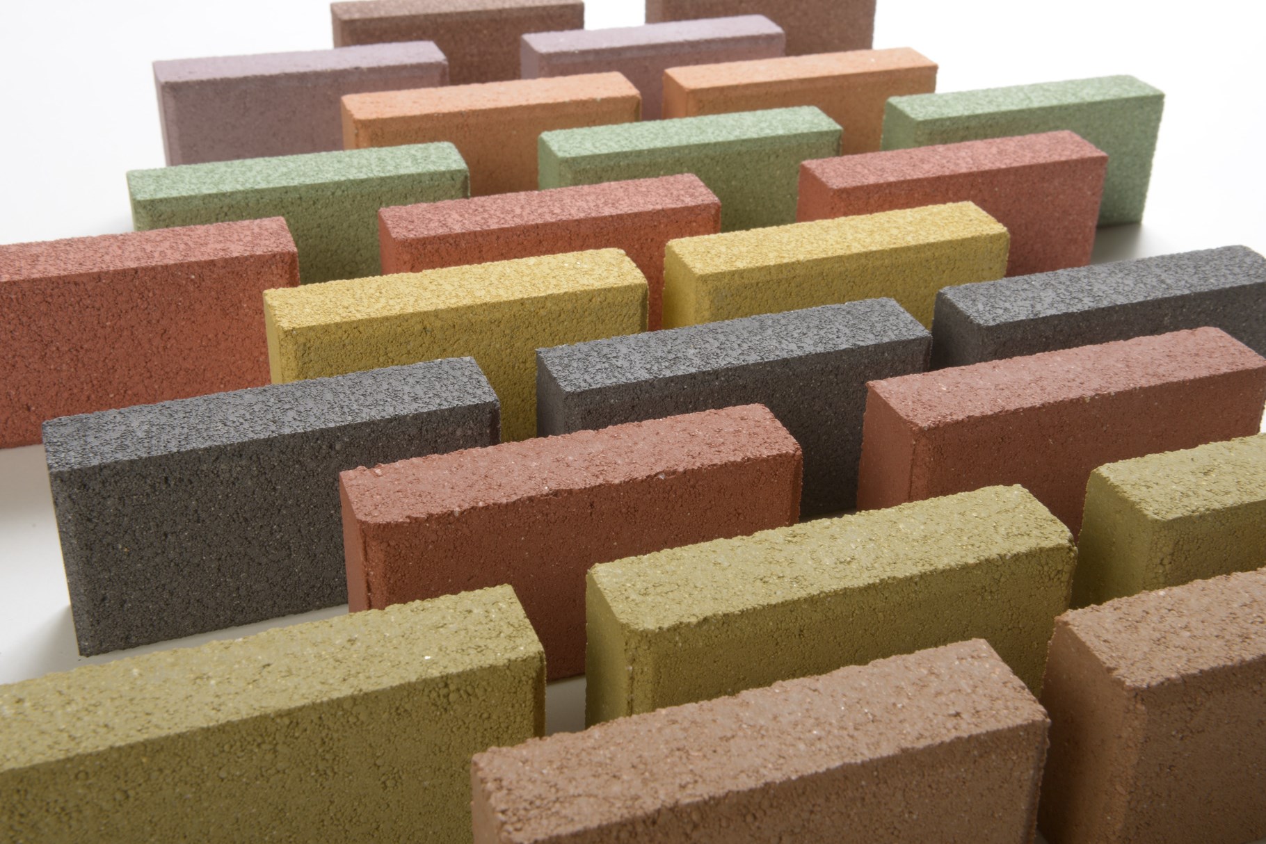 Cooncrete Blocks Colored with Bayferrox Pigments