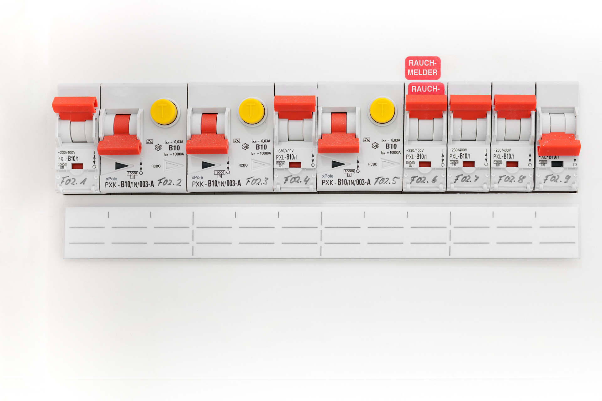 Lightning protection holder with orange and yellow plugs