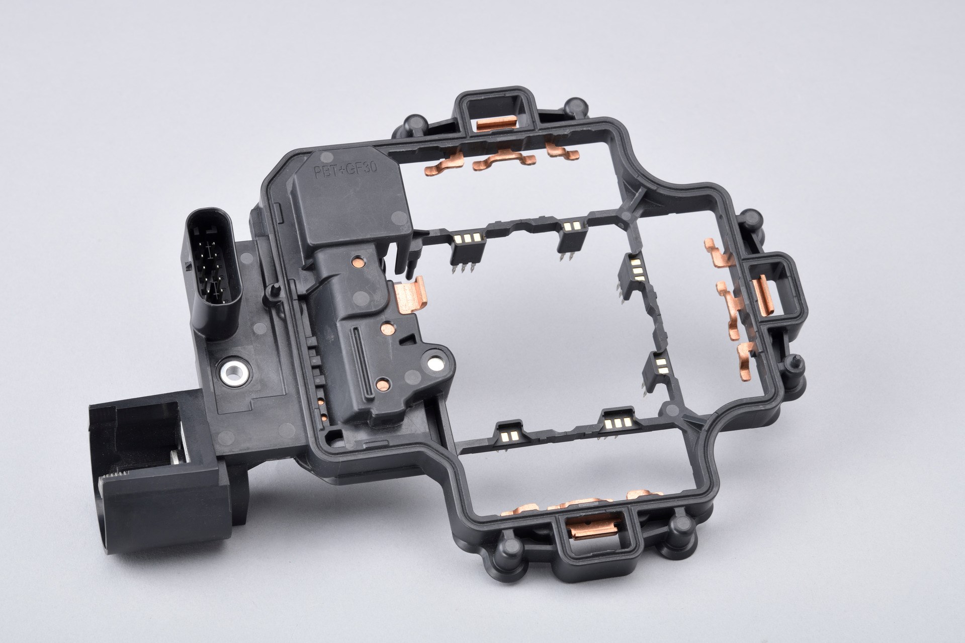 Thin wall main frame made from Pocan