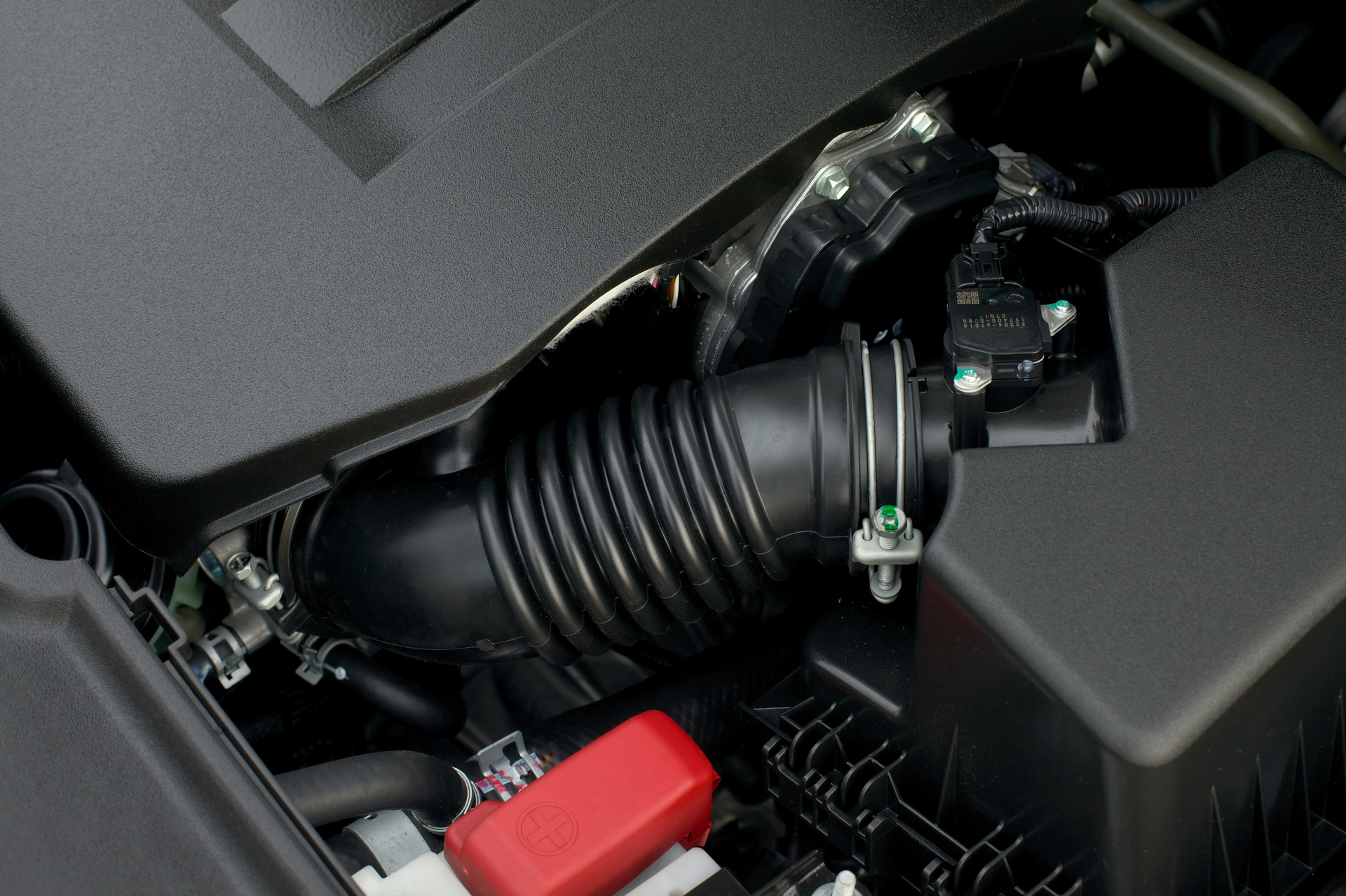 Engine, Clean Air Duct