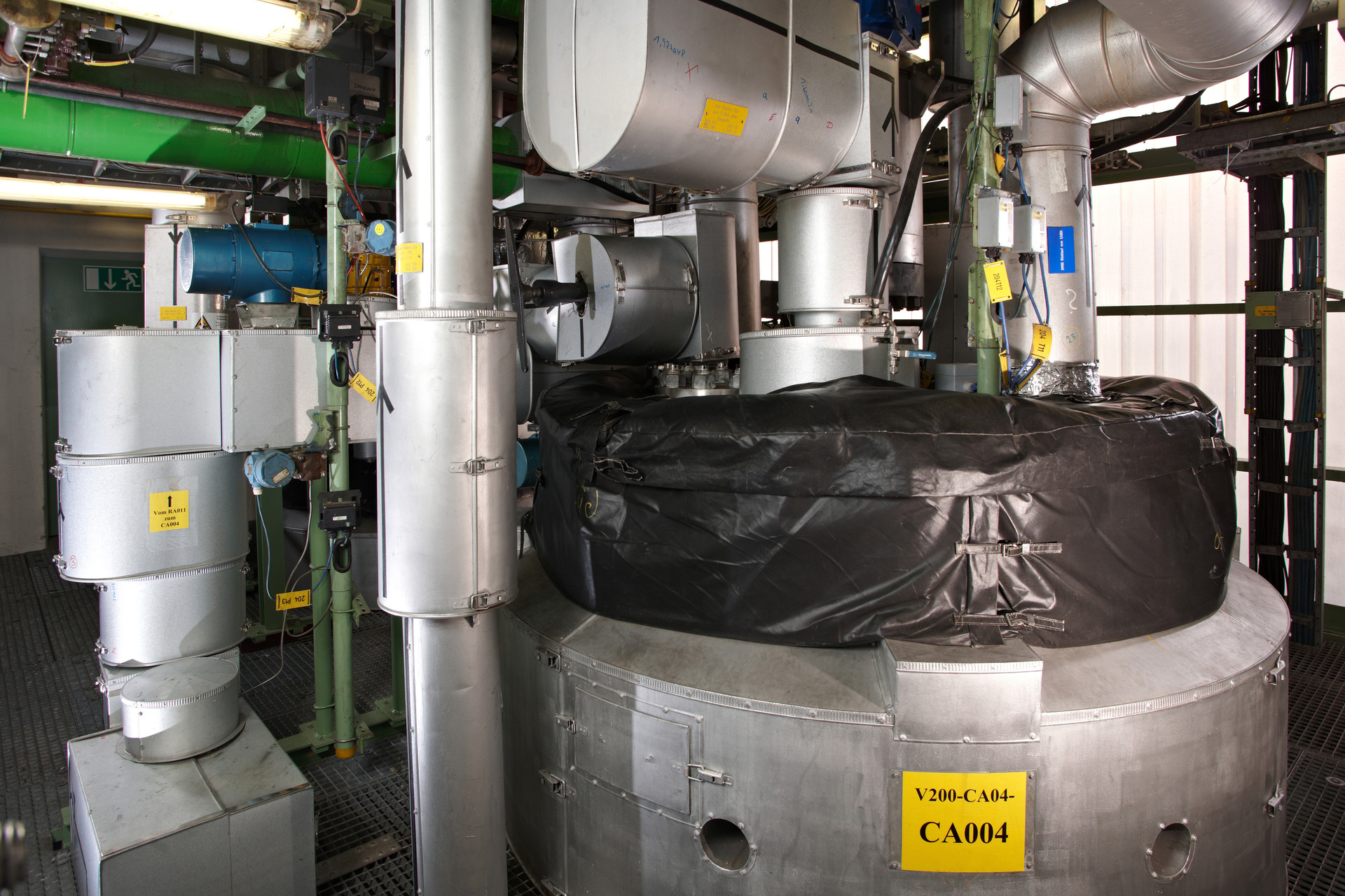 Reaction vessel at the hydrogenation plant of Saltigo GmbH in Leverkusen. Photo: Saltigo GmbH