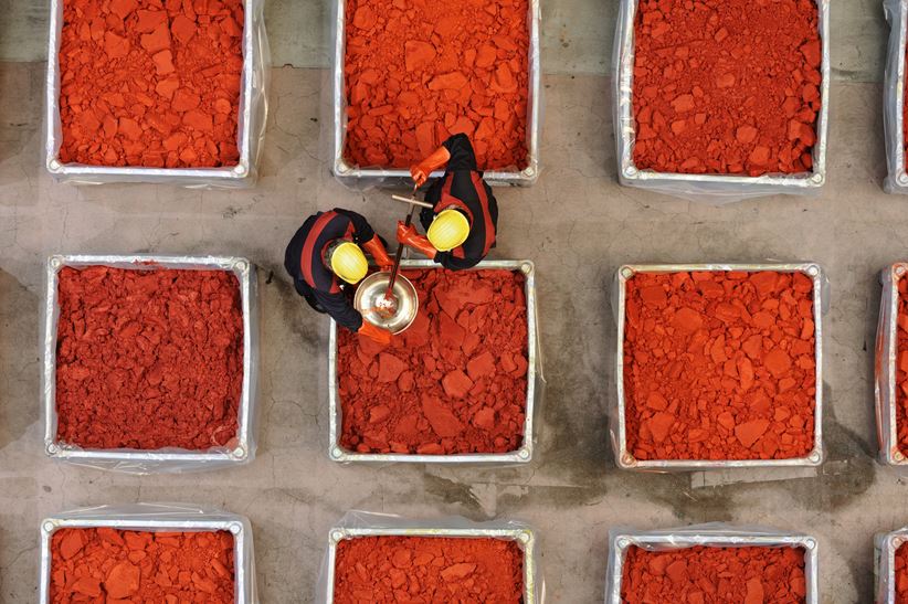 LANXESS produces plastic colorants at its Leverkusen site.