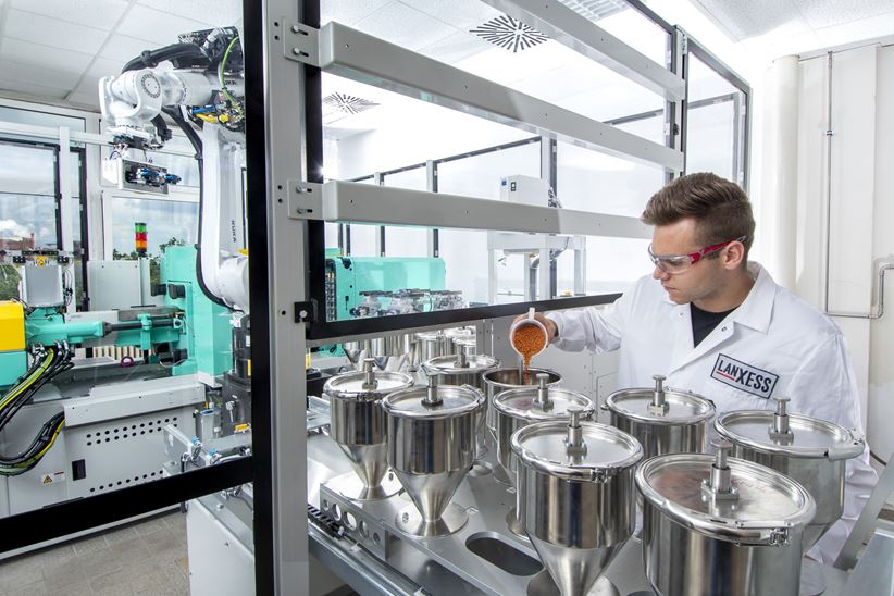 Technical service Colortherm pigments for plastics