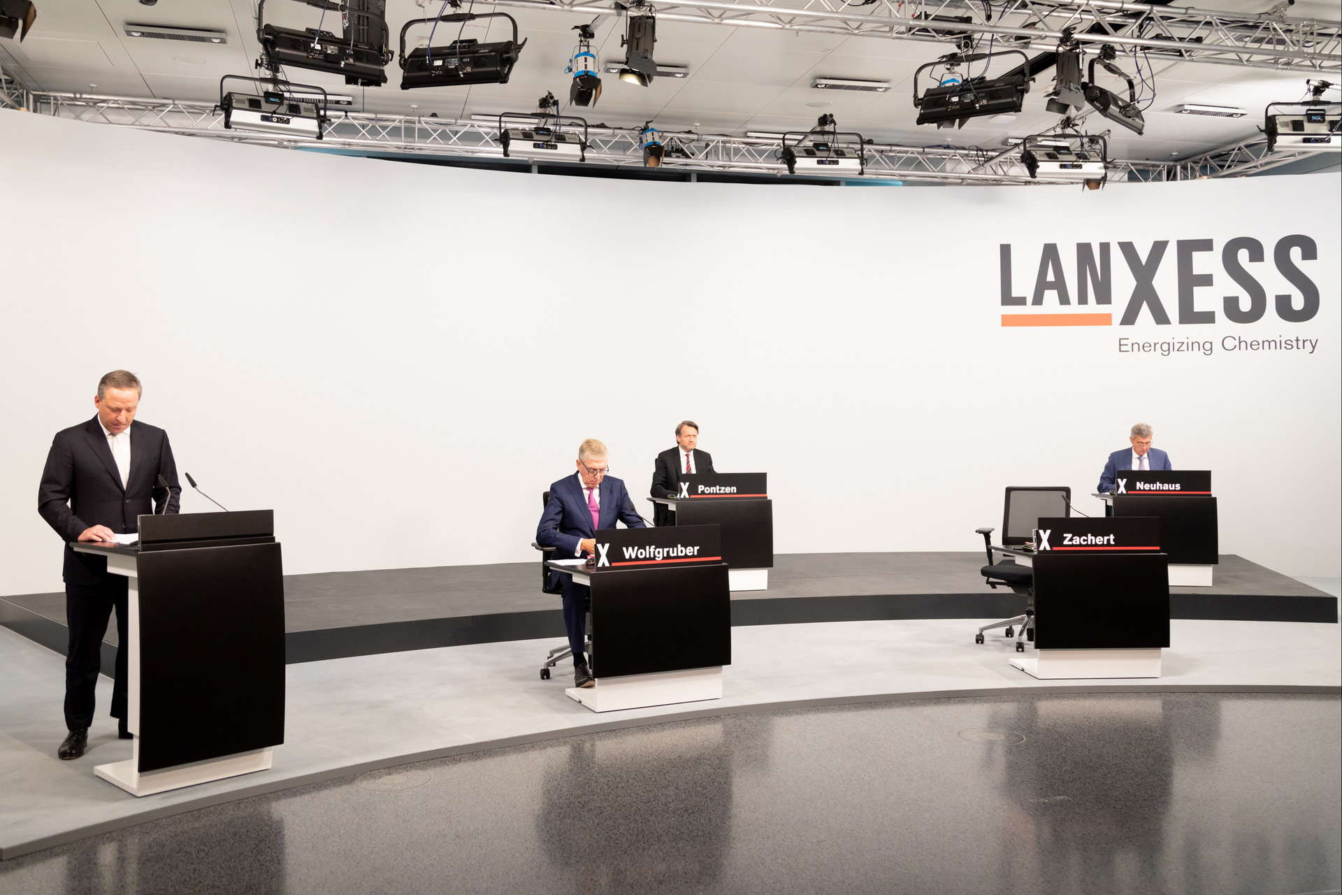  Foto zu LANXESS CEO Zachert: “We are more strongly positioned than ever before.” 