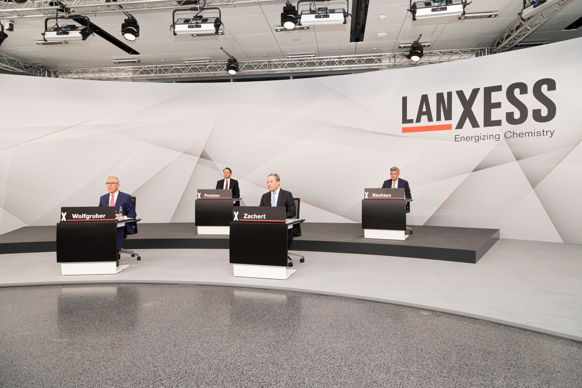  LANXESS increases dividend also in times of the Coronavirus pandemic Bildidee 