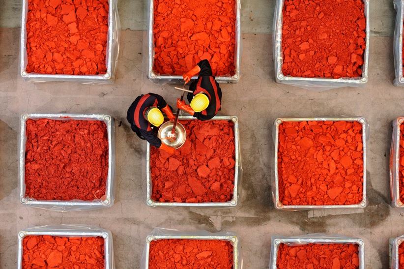 LANXESS produces plastic colorants at its Leverkusen site.