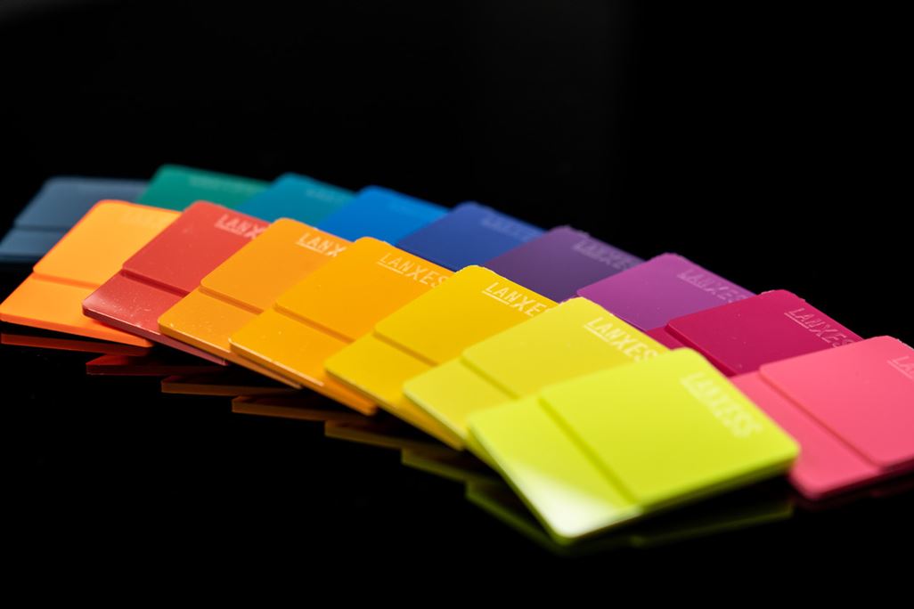 Colorful Macrolex chips