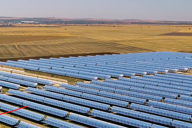 With its proven heat transfer medium Diphyl, Lanxess is helping to convert solar radiation into electrical energy in an economical and environmentally friendly way. In the “Arenales” parabolic trough power plant near the town of Morón de la Frontera in Andalusia, Spain, solar radiation is focused by parabolic mirrors onto an absorber pipe in which around 2,200 tons of Diphyl circulate as a heat transfer fluid. The heated medium is used to generate steam via a heat exchanger, which then generates electricity via a steam turbine - just like in a conventional power plant. A thermal salt storage system enables electricity to be generated even after sunset - almost around the clock in the summer months. Arenales was launched at the end of 2013 after a two-year construction period with a capacity of 50 MW and supplies around 50,000 Spanish households with environmentally friendly electricity.