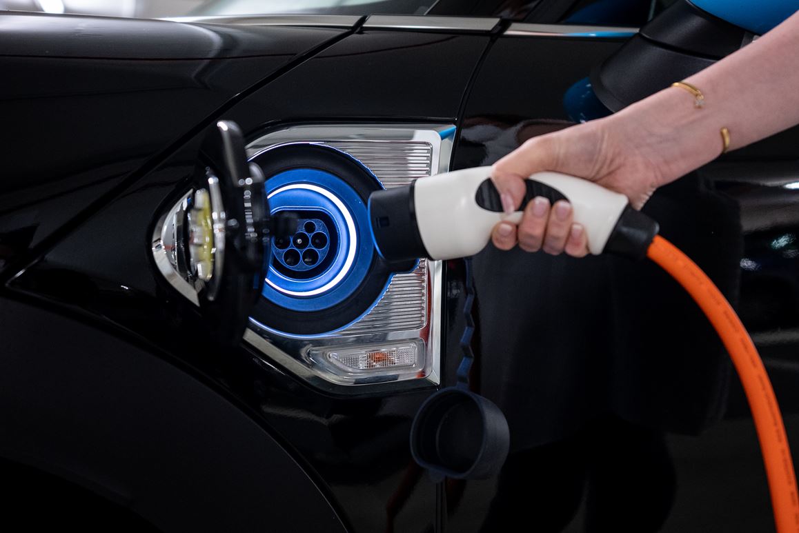 Electric car charging socket